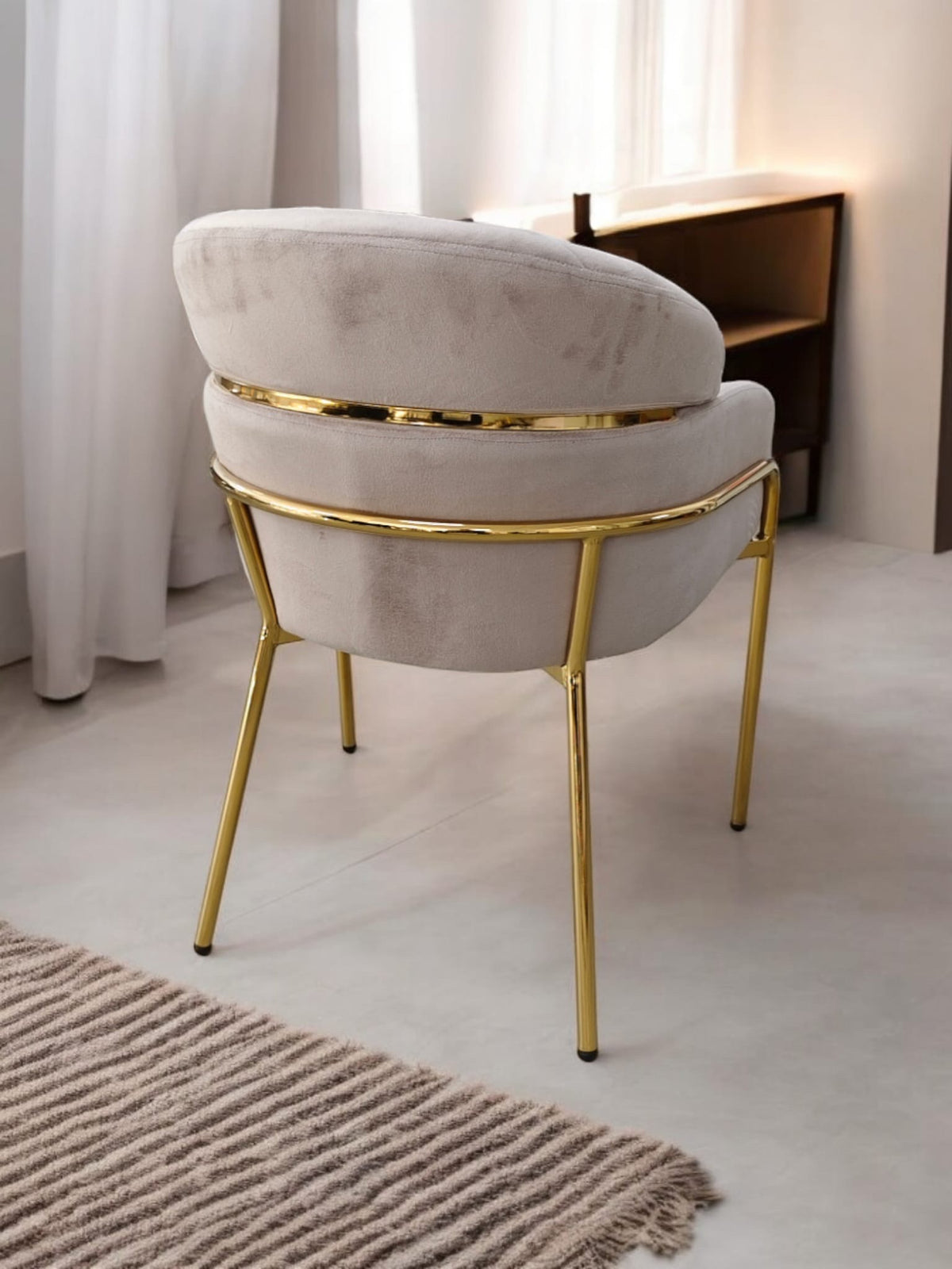 CHAISE EMILY DORE