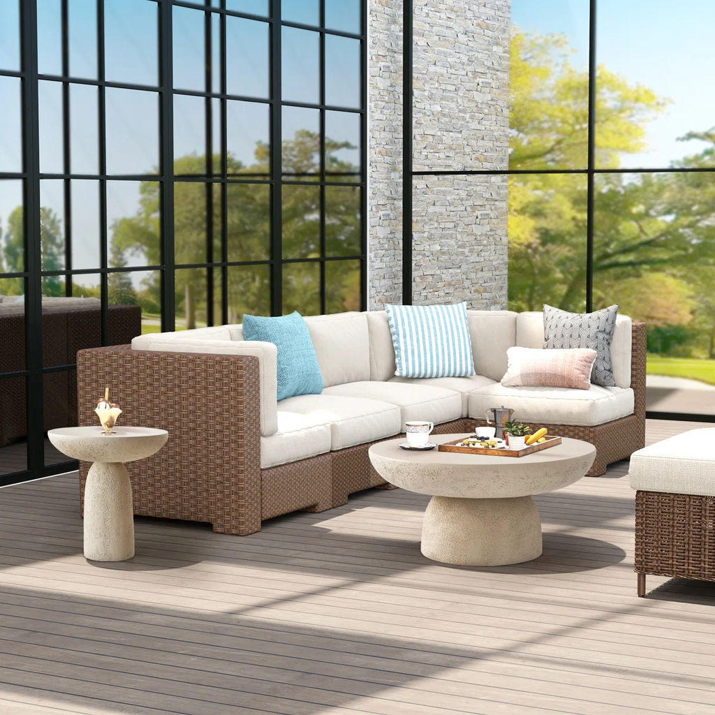 Table basse Galet – Effet travertin mat, design sculptural