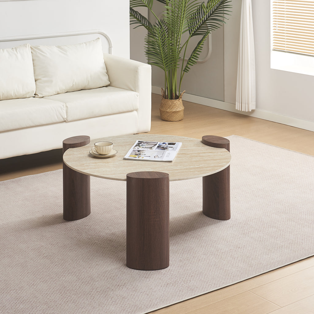 Table basse Triquetra – Alliance du noyer et du travertin mat