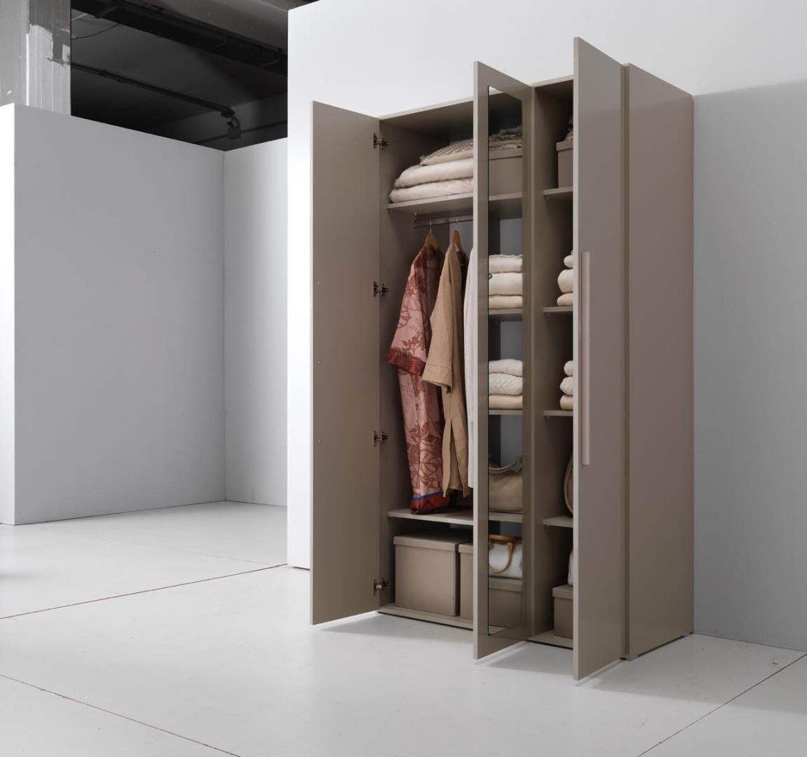 ARMOIRE 3 PORTES DENIA