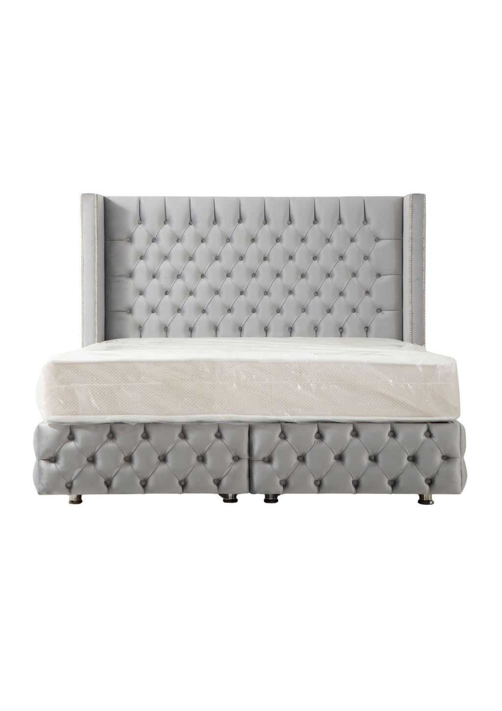LIT COFFRE CLOUTÉ GRIS 140X190