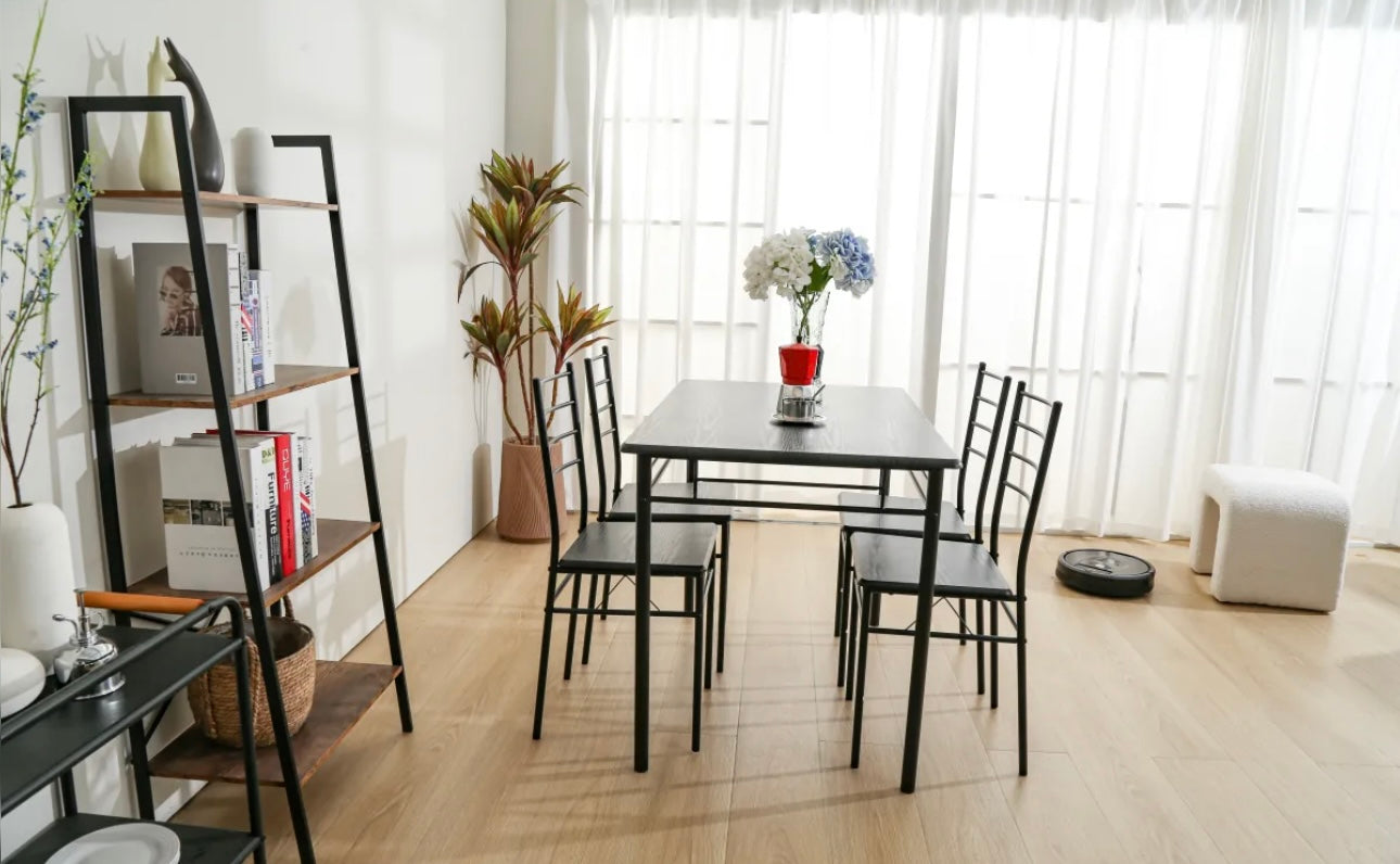 ENSEMBLE TABLE ET 4 CHAISES TUTI NOIR