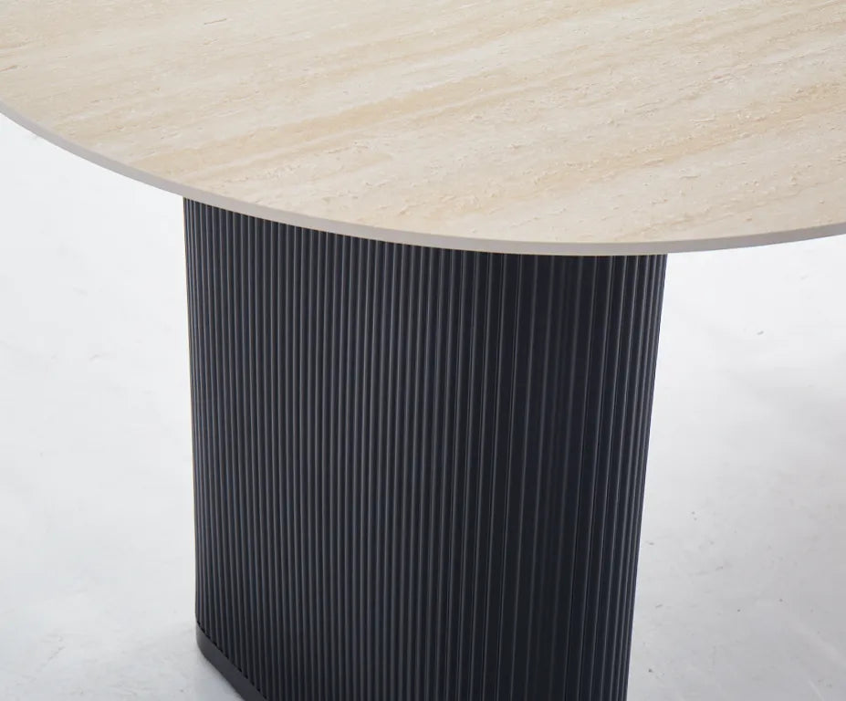 Table à manger SELENA PIED METAL NOIR PLATEAU EN CERAMIQUE TRAVERTIN MAT 180x90cm